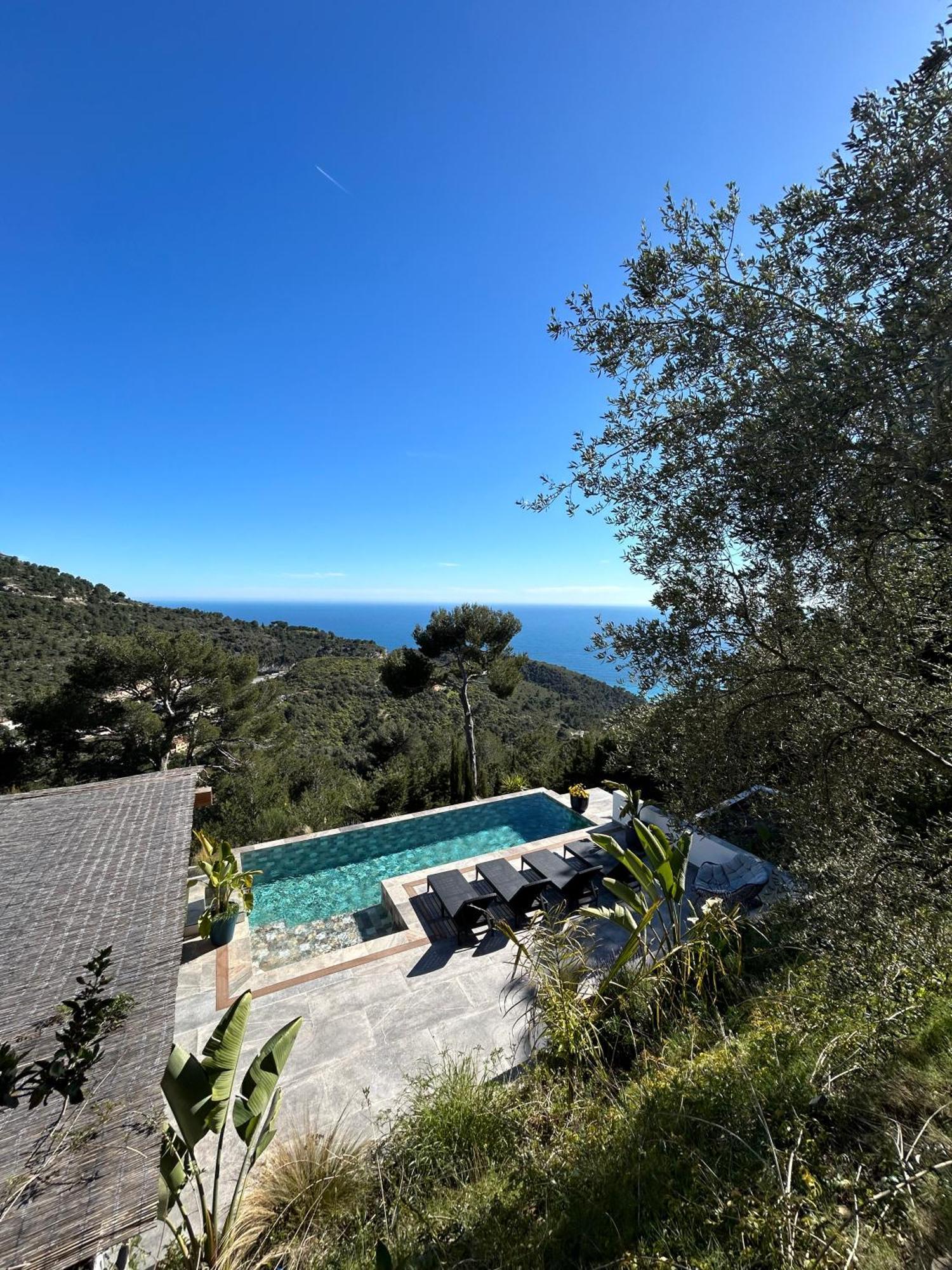 Eze - Appartement Dans Bas De Villa Avec Piscine Pres De Monaco Zewnętrze zdjęcie